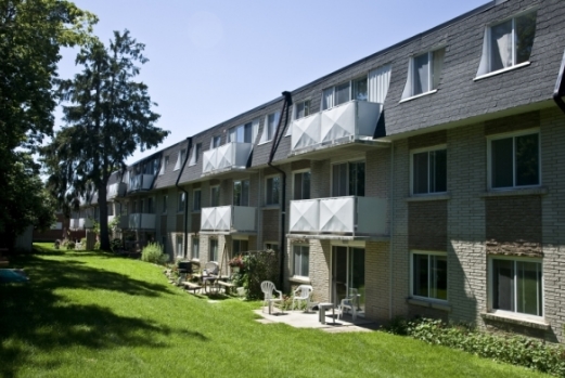 Primary Photo - Hillcrest Apartments