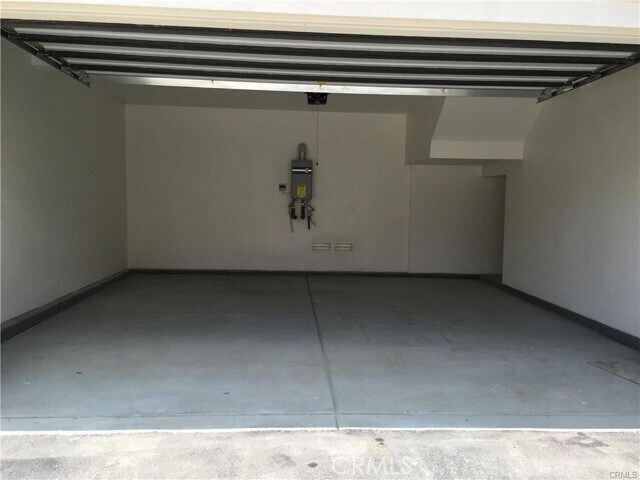 Foto del edificio - 6029 Rosewood Way