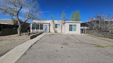Building Photo - 4641 Gibson Blvd SE