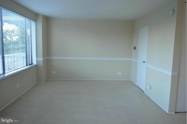 Building Photo - 4501 Arlington Blvd