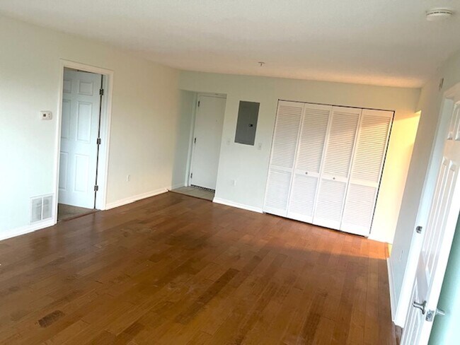 Foto del edificio - Hyde Park Towers