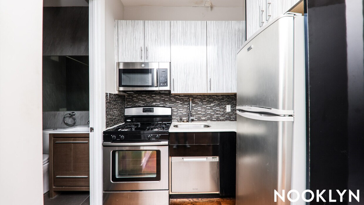 Foto principal - 121 Woodbine St