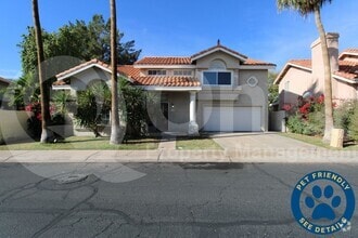 Building Photo - 850 N Valencia Dr