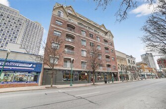 Building Photo - 543 Main St