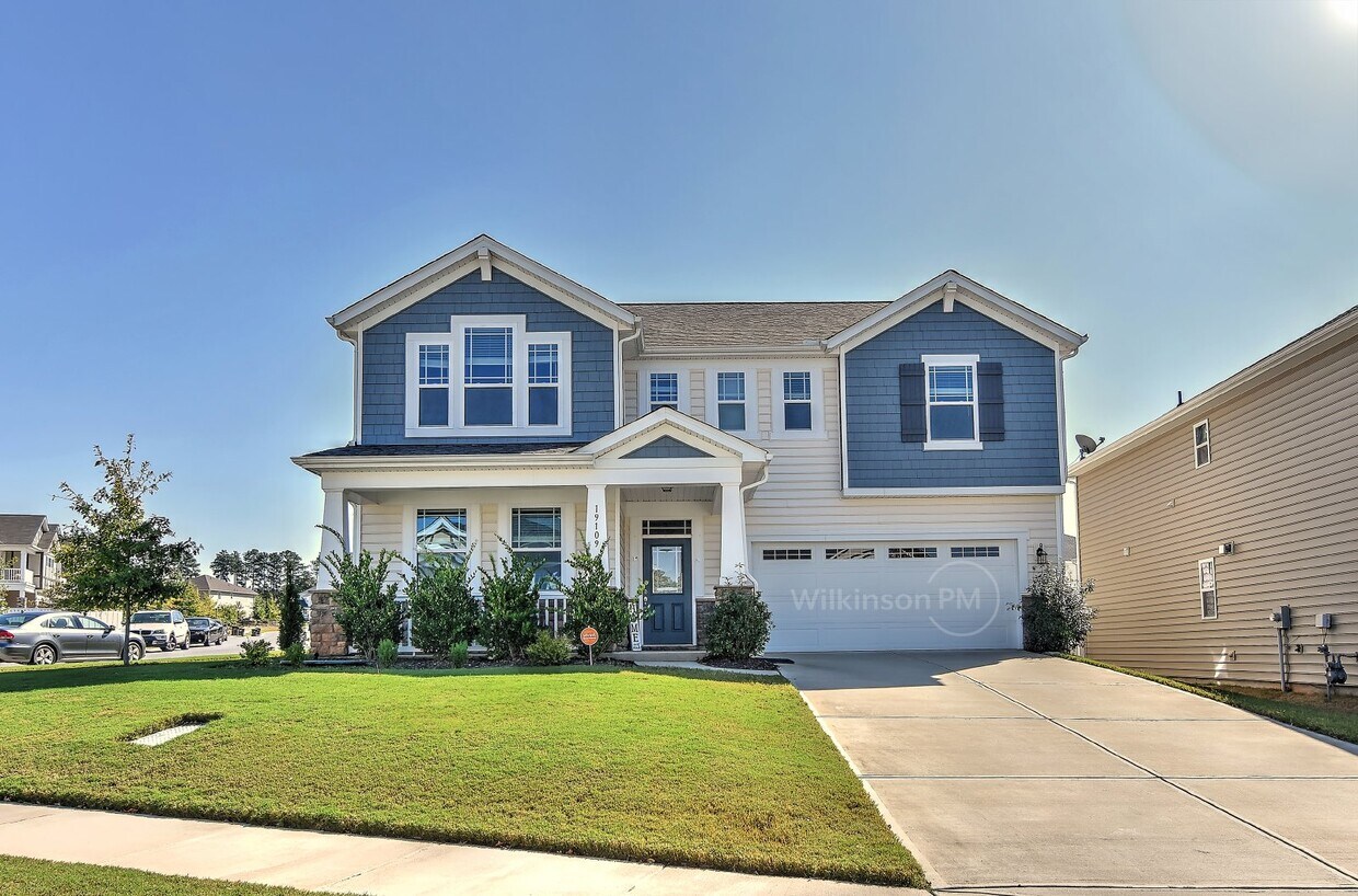 Primary Photo - Stunning 5-Bedroom Home with 3 Full Baths.