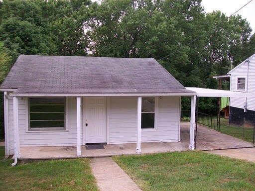 Building Photo - 418 Cherry St