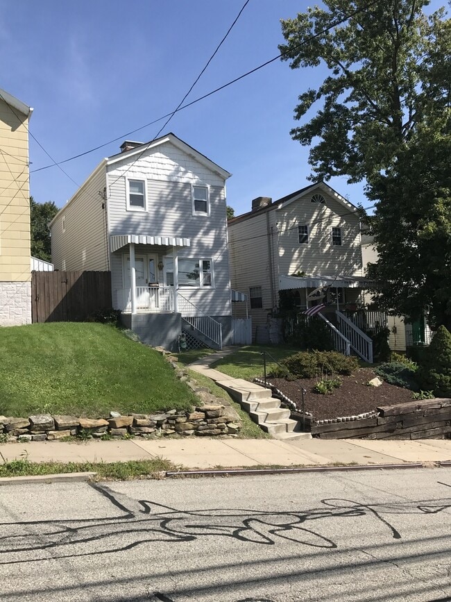 Building Photo - 1110 Virginia Ave