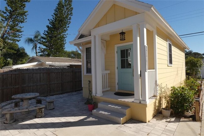 Foto del edificio - 220 43rd Ave NE