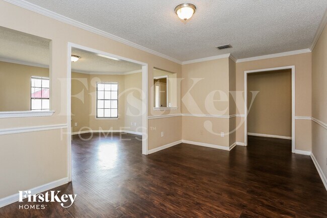 Foto del edificio - 11338 Island Shore Dr W