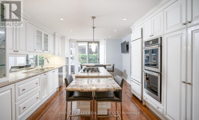 Photo du bâtiment - 22 Lower Village Gate