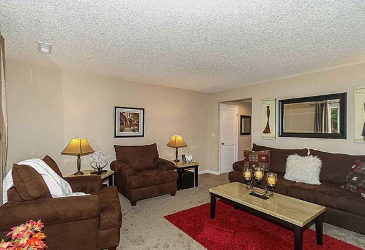 Living Room - 9523 NE 180th St (Bothell, WA)