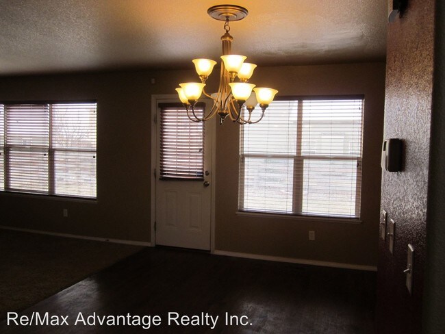 Building Photo - 3740 Red Baron Dr