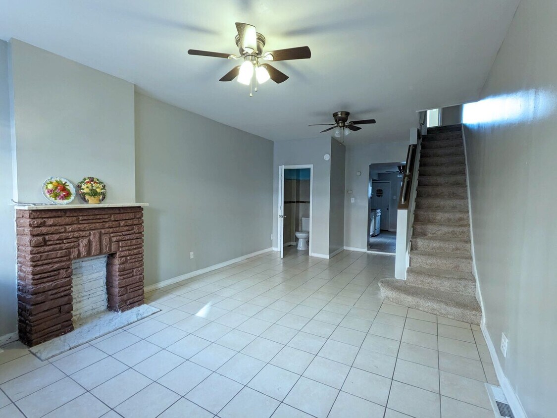Primary Photo - 3 Bedroom 1.5 Bathroom House in Lower Moya...