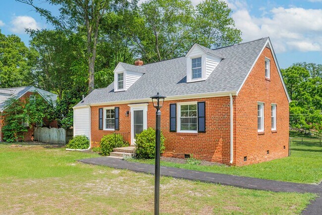 Foto del edificio - Great Completley renovated Cape Cod for Re...