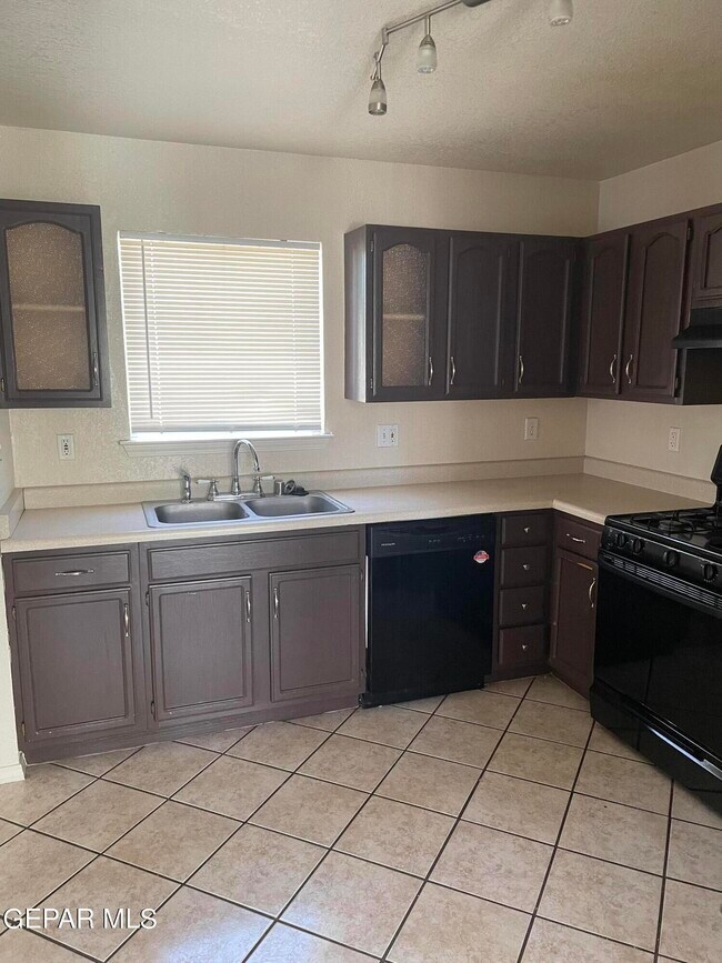 Building Photo - 3069 Jose Ortiz Ln