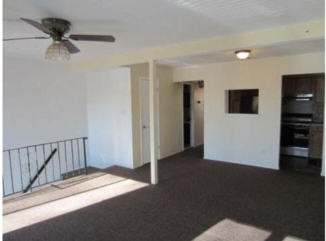 Foto principal - 59 Rocky Point Yaphank Rd
