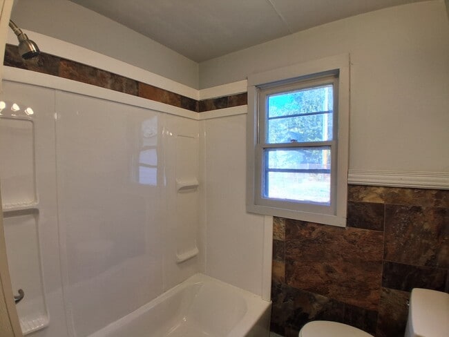 Building Photo - 35 Griffin-S