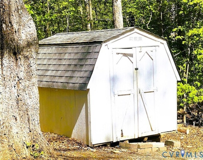 Foto del edificio - 6009 Noranda Dr