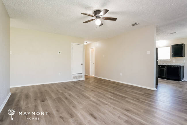 Foto del edificio - 4-Bedroom Home in Oak Point, TX