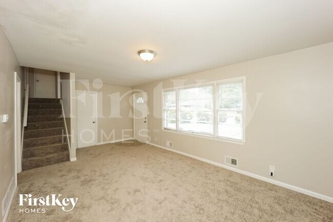 Building Photo - 2734 Ocean Valley Rd