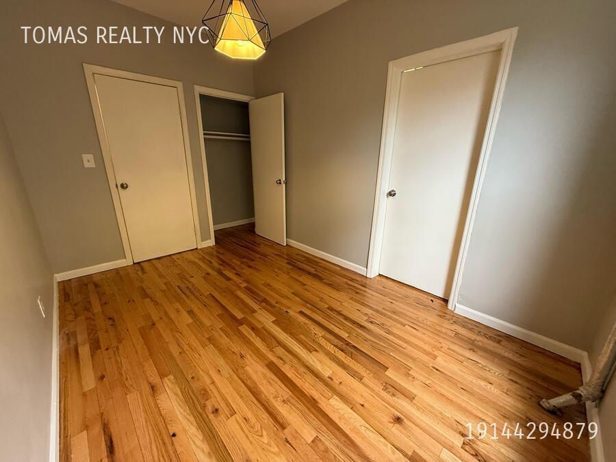 Primary Photo - 1235 Union Ave