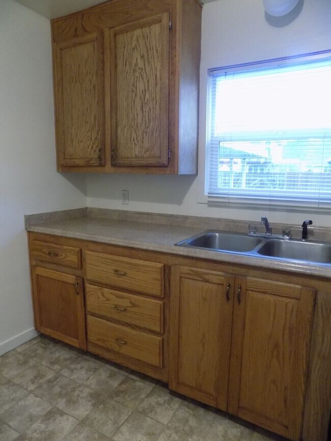 Foto del edificio - Cozy Corner Lot on Hilyard St