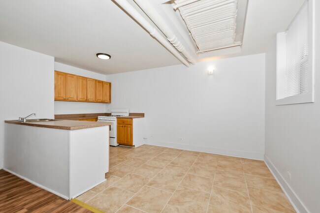 Building Photo - 11218 S Indiana Ave