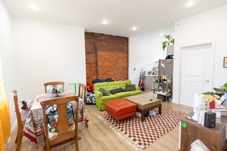 Building Photo - 3945 Lancaster Ave