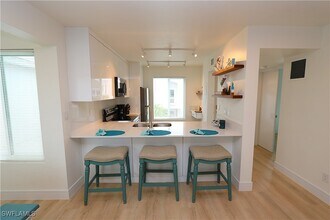 Building Photo - 2235 San Marco Rd