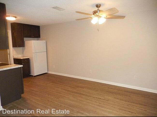 Building Photo - 3212 Jim Lee Road, Unit B1