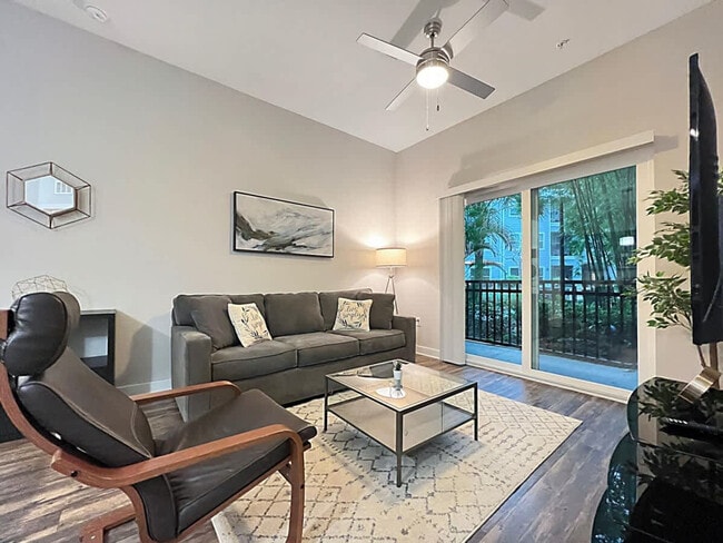 Building Photo - 2615 N Grady Ave