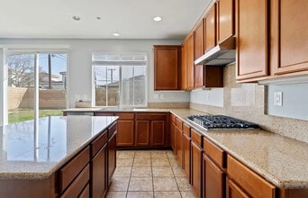 Building Photo - 6825 Tahoe Way