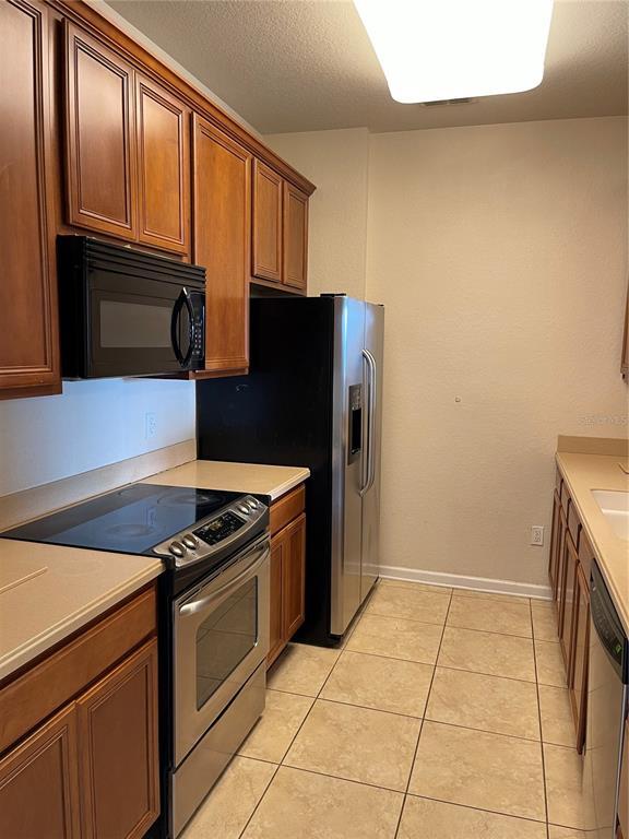 Building Photo - 3338 Robert Trent Jones Dr