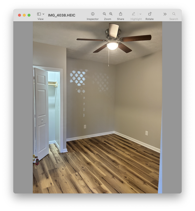 Building Photo - 215 N Bridge St