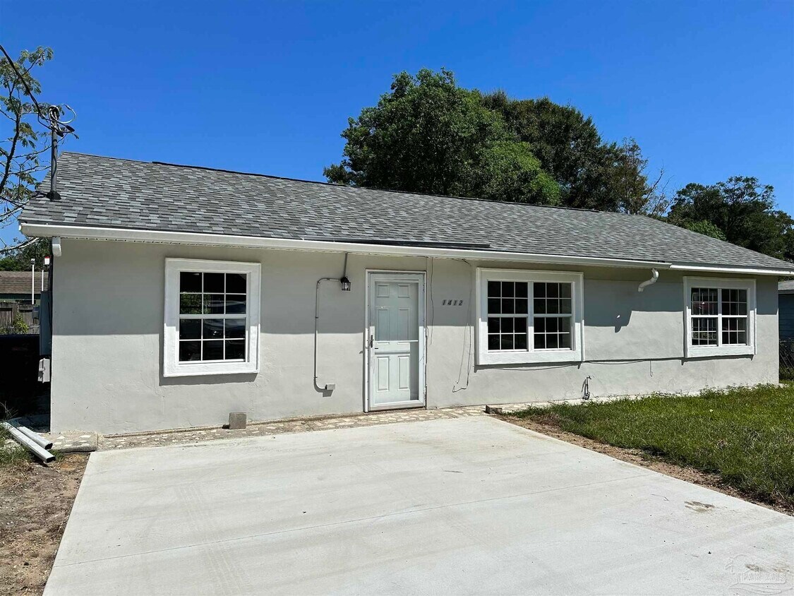 Primary Photo - 1412 N 49th Ave