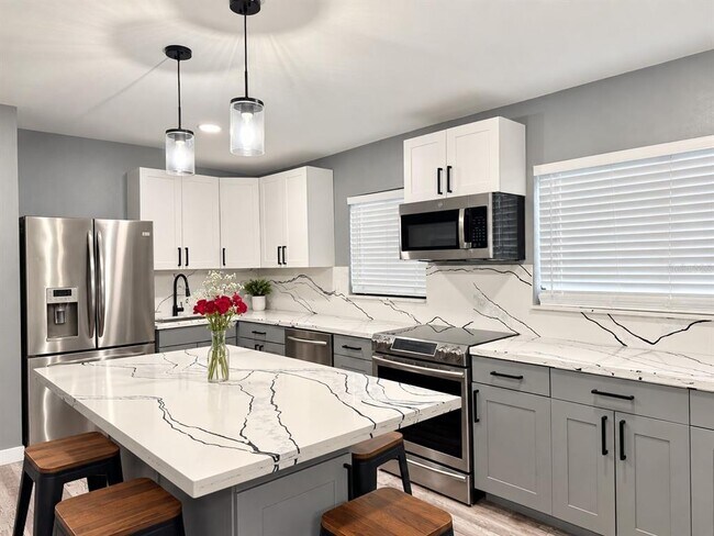 Foto del edificio - 11723 Raintree Village Blvd