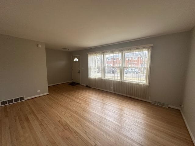 Building Photo - 555 Lynn Ct