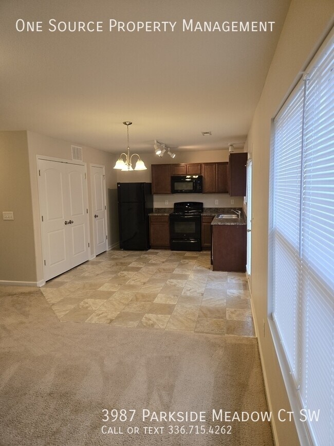 Foto del edificio - 3987 Parkside Meadow Ct SW