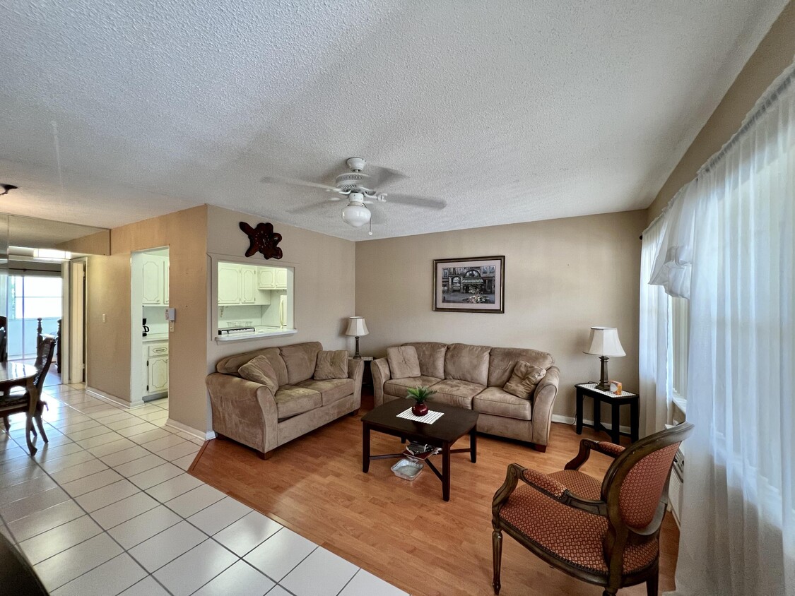 79 Kingswood B, West Palm Beach, FL 33417 - Condo For Rent In West Palm ...