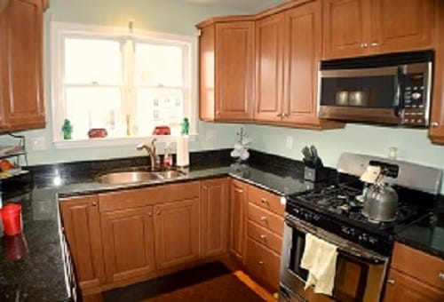 Primary Photo - 76 Winthrop St