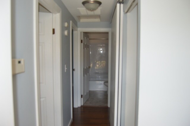 Building Photo - 214 Barcliffe Ln