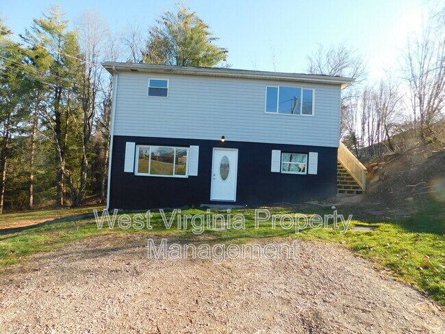 Foto del edificio - 98 Goodman Dr