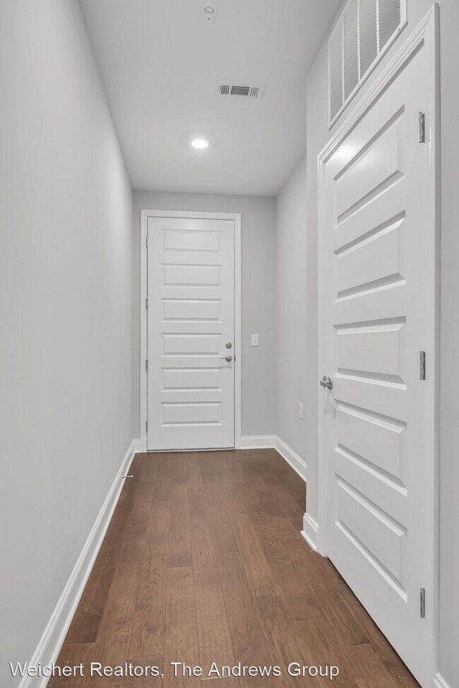 Building Photo - 2 br, 2 bath House - 1801 Shadow Green Dr ...