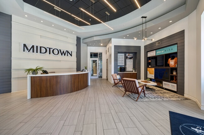 Lobby - Midtown Stillwater