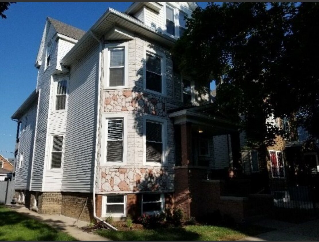 Foto principal - 2634 Lawndale Ave