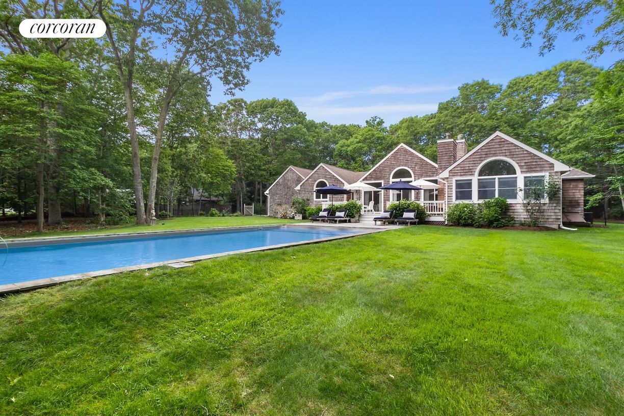 120 Hands Creek Rd, East Hampton, NY 11937 House Rental in East