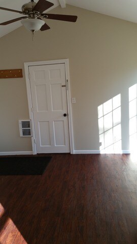 Building Photo - 32 Clairmont Ave