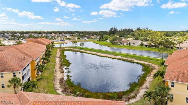 Foto del edificio - 10010 Maddox Ln
