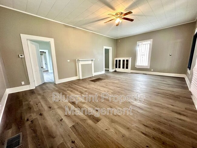 Foto del edificio - 3616 Maple Ave SW