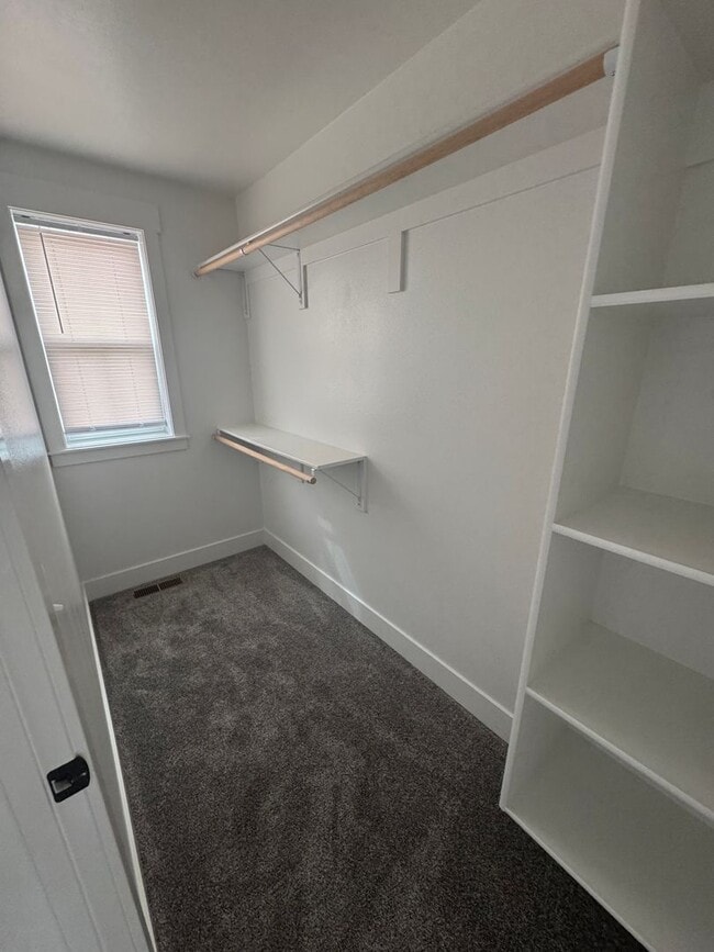 Building Photo - 6087 Northstead Ave